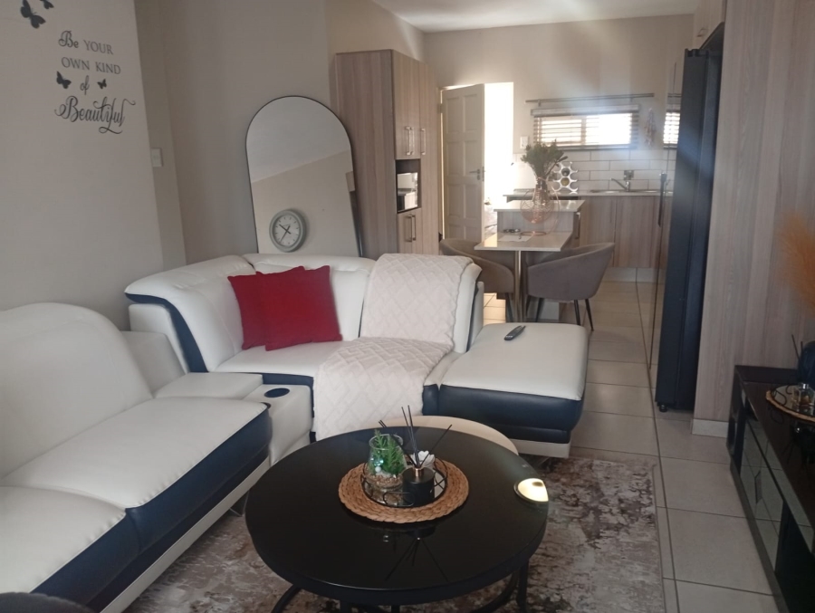 2 Bedroom Property for Sale in Waterval East North West
